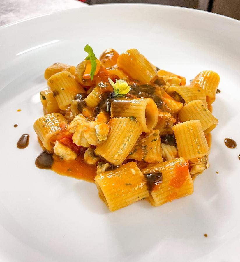 Hotel Ristorante Sagittario Фелтре Екстериор снимка