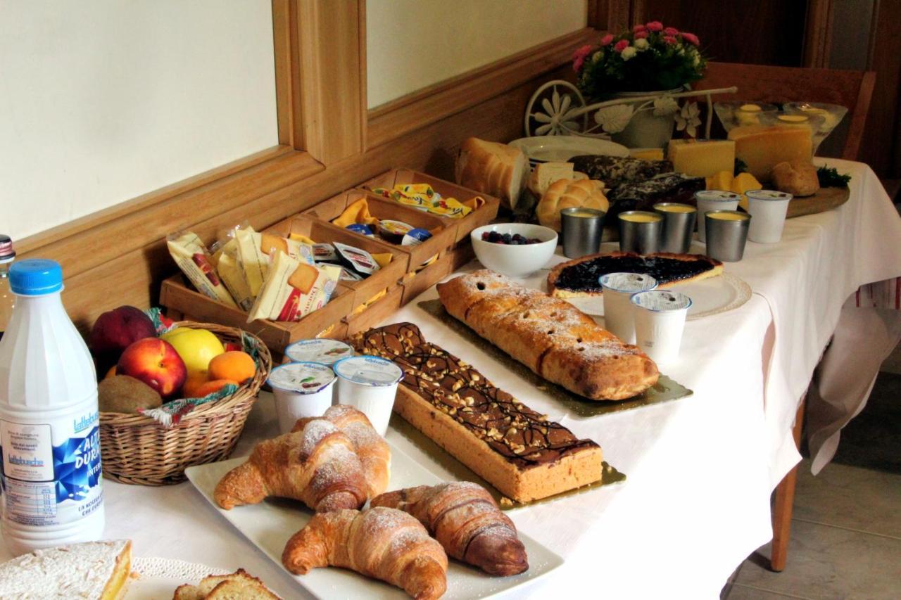 Hotel Ristorante Sagittario Фелтре Екстериор снимка